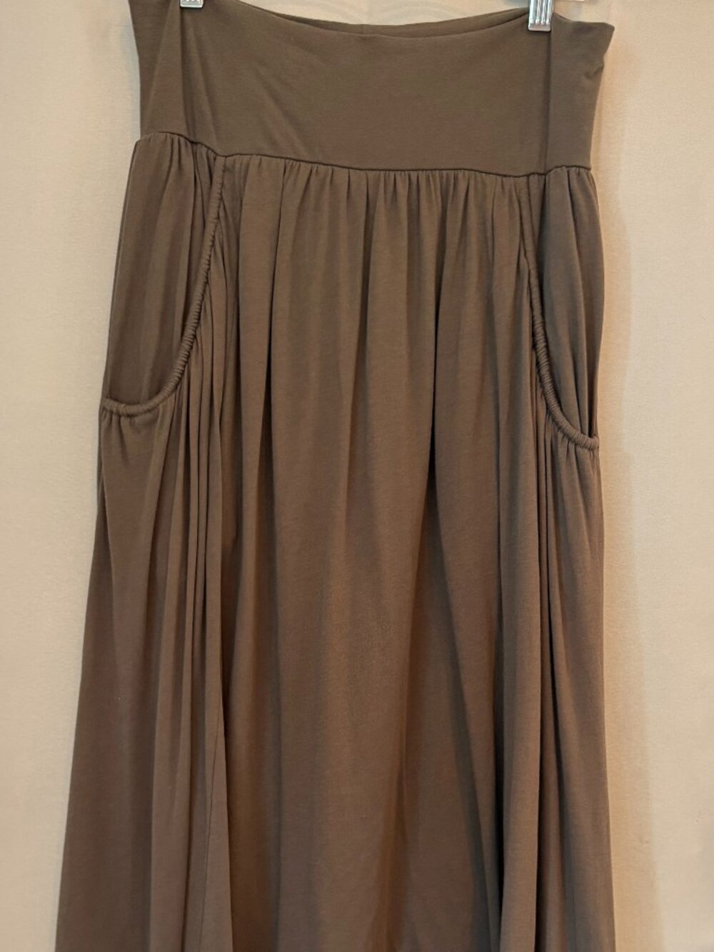 Garnet Hill Favorite Knit Maxi Skirt Taupe Brown Pockets Bubble Hem Lined M